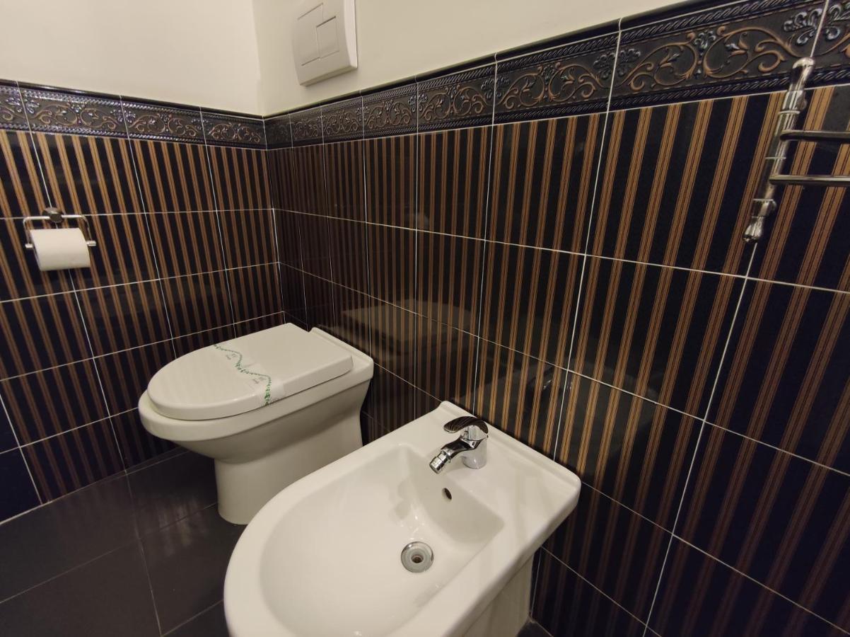 Sami Rooms - Teatro A 400 Mt - Ortigia A 1500 Mt - Syracuse ภายนอก รูปภาพ